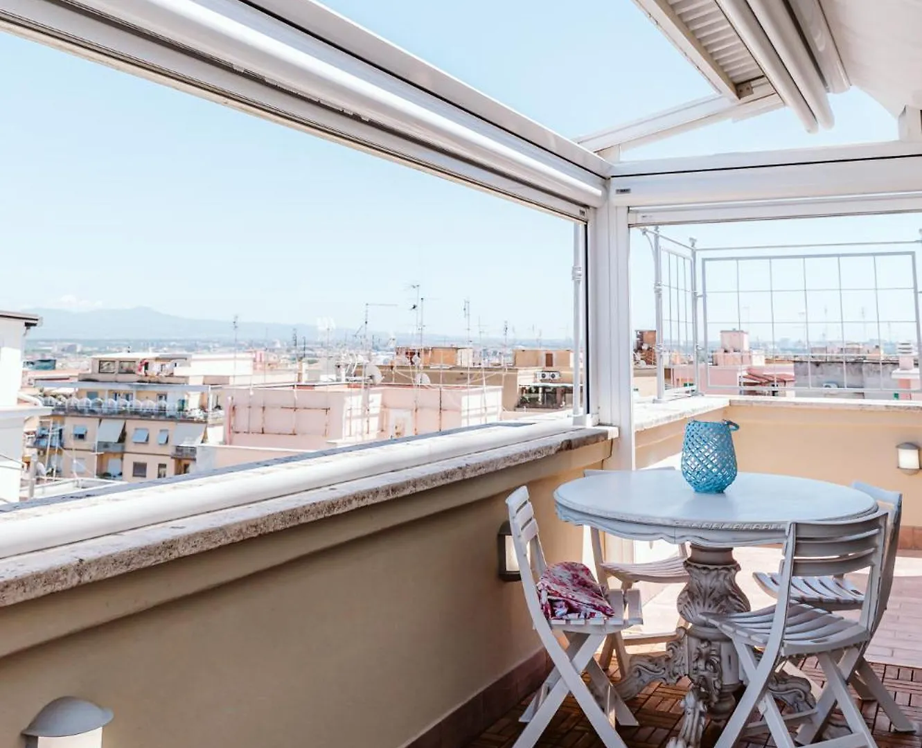 Apartmán Cozy Penthouse With Terrace And Rome View