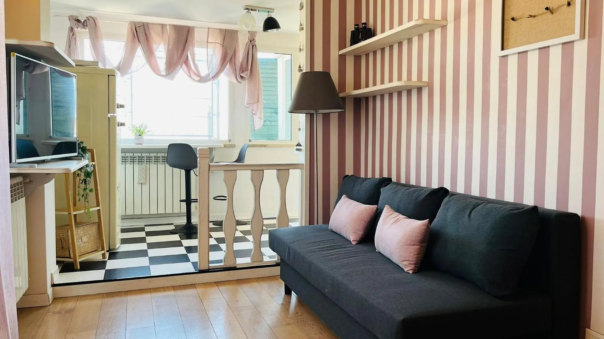 Apartmán Cozy Penthouse With Terrace And Rome View